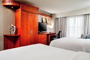 Courtyard by Marriott Hamilton