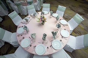 Courtyard by Marriott Hamilton