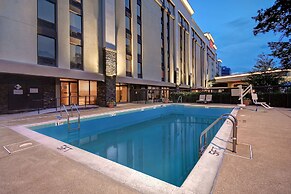 Hampton Inn & Suites Alexandria Old Town Area South