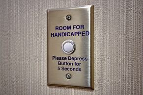 Hampton Inn & Suites Alexandria Old Town Area South