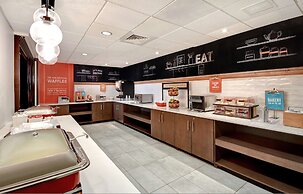 Hampton Inn & Suites Alexandria Old Town Area South