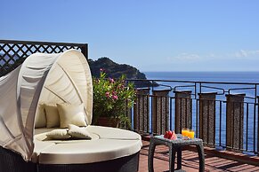 UNAHOTELS Capotaormina