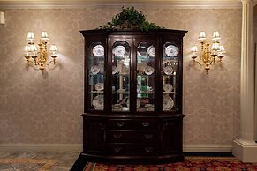 Carlyle Hotel