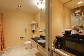 Carlyle Hotel