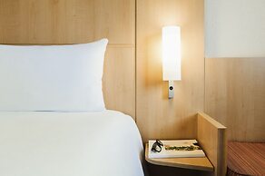 Ibis Lille Centre Gares