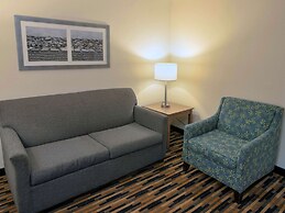 Quality Suites Lake Wright - Norfolk Airport
