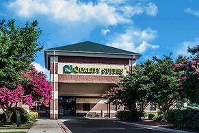 Quality Suites Lake Wright - Norfolk Airport