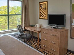 Quality Suites Lake Wright - Norfolk Airport