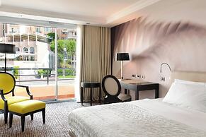 Le Meridien Beach Plaza