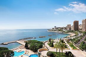 Le Meridien Beach Plaza