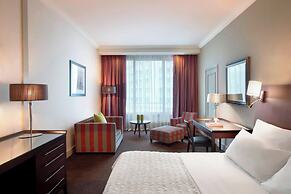 Le Meridien Beach Plaza