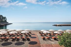 Le Meridien Beach Plaza