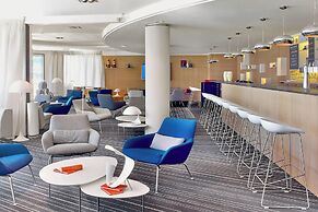Le Meridien Beach Plaza