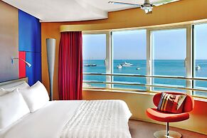 Le Meridien Beach Plaza