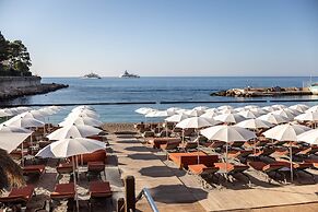 Le Meridien Beach Plaza