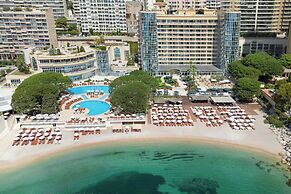 Le Meridien Beach Plaza