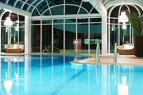 Le Meridien Beach Plaza