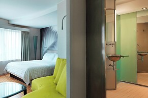 Le Meridien Beach Plaza