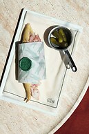 Le Meridien Beach Plaza