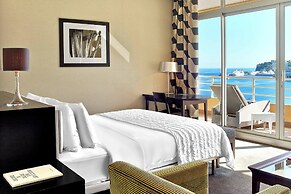 Le Meridien Beach Plaza