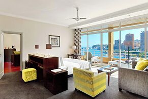 Le Meridien Beach Plaza