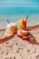 Le Meridien Beach Plaza