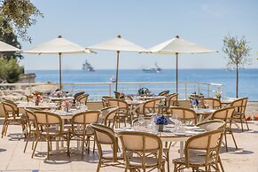 Le Meridien Beach Plaza