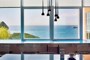 Le Meridien Beach Plaza