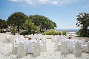 Le Meridien Beach Plaza