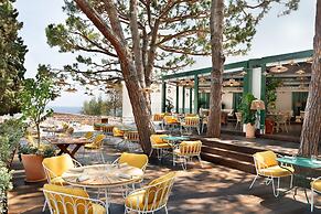 Le Meridien Beach Plaza