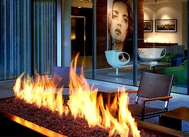 The Hotel Zags Portland