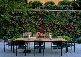 The Hotel Zags Portland