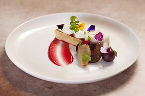 Crowne Plaza Surfers Paradise by IHG