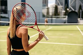 Crowne Plaza Surfers Paradise by IHG