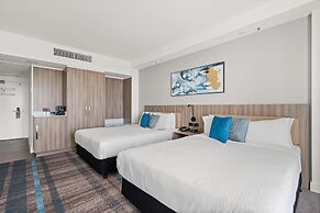 Crowne Plaza Surfers Paradise by IHG