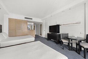Crowne Plaza Surfers Paradise by IHG