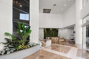 Crowne Plaza Surfers Paradise by IHG