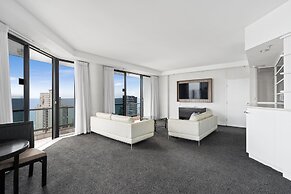 Crowne Plaza Surfers Paradise by IHG