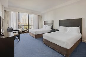 Crowne Plaza Surfers Paradise by IHG