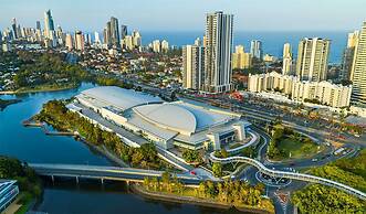 Crowne Plaza Surfers Paradise by IHG
