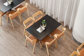 Crowne Plaza Surfers Paradise by IHG