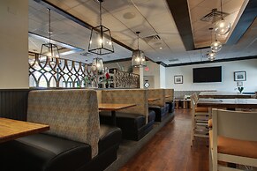 Holiday Inn Westbury - Long Island by IHG