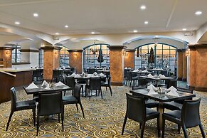 DoubleTree by Hilton San Pedro - Port of Los Angeles