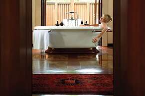 Four Seasons Resort Bali at Jimbaran Bay