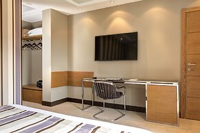 Marcella Royal Hotel - Rooftop Garden