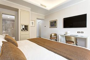 Marcella Royal Hotel - Rooftop Garden