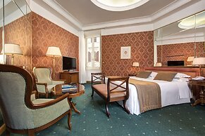 Marcella Royal Hotel - Rooftop Garden