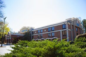 Clarion Pointe Research Triangle Park Durham