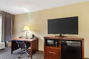 Clarion Pointe Research Triangle Park Durham