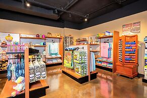 Country Cascades Waterpark Resort